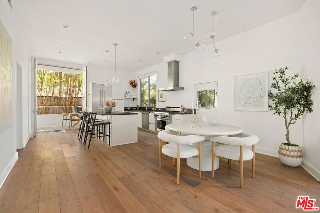 616 N Croft Avenue 2, West Hollywood, CA 90048 — photo 3