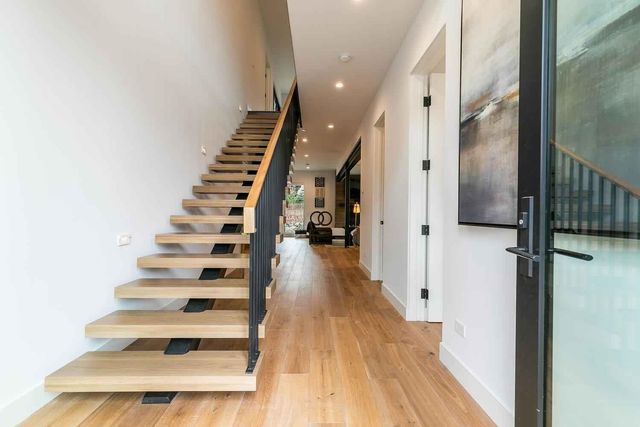 342 Palisades Circle, Olympic Valley, OH 96146