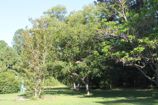 3222 Charleston Highway, Varnville, SC 29944