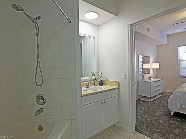 15645 Ocean Walk CIR 116, Fort Myers, FL 33908