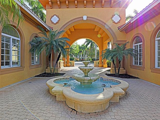 15645 Ocean Walk CIR 116, Fort Myers, FL 33908