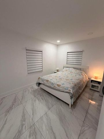 14240 Graves Drive, Miami, FL 33176