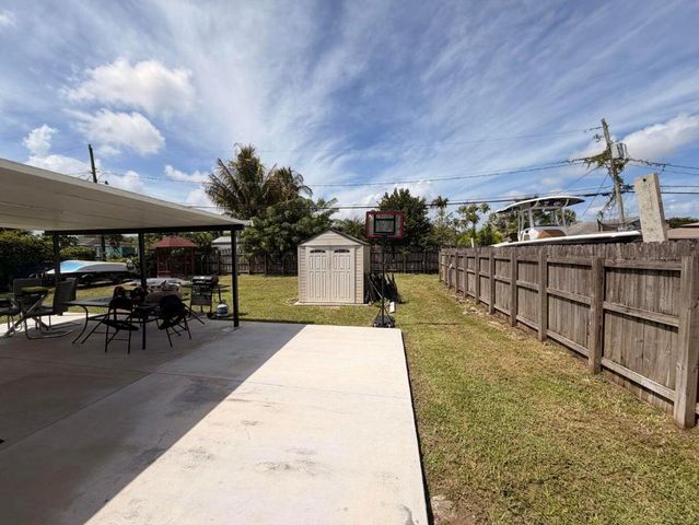 14240 Graves Drive, Miami, FL 33176