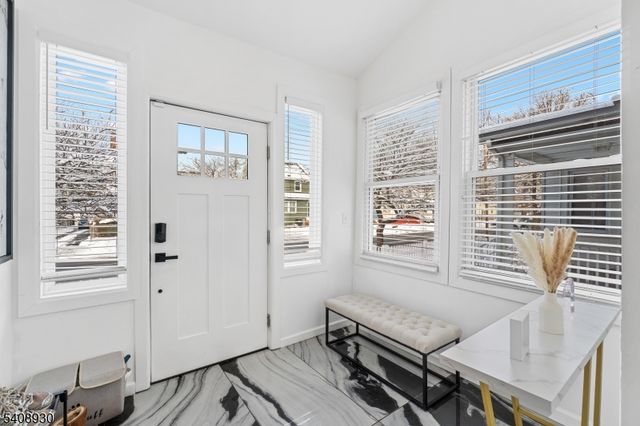 148 Freeman Ave, East Orange City, NJ 07018