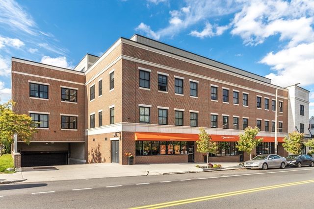 375 Market Street 402, Boston, MA 02135