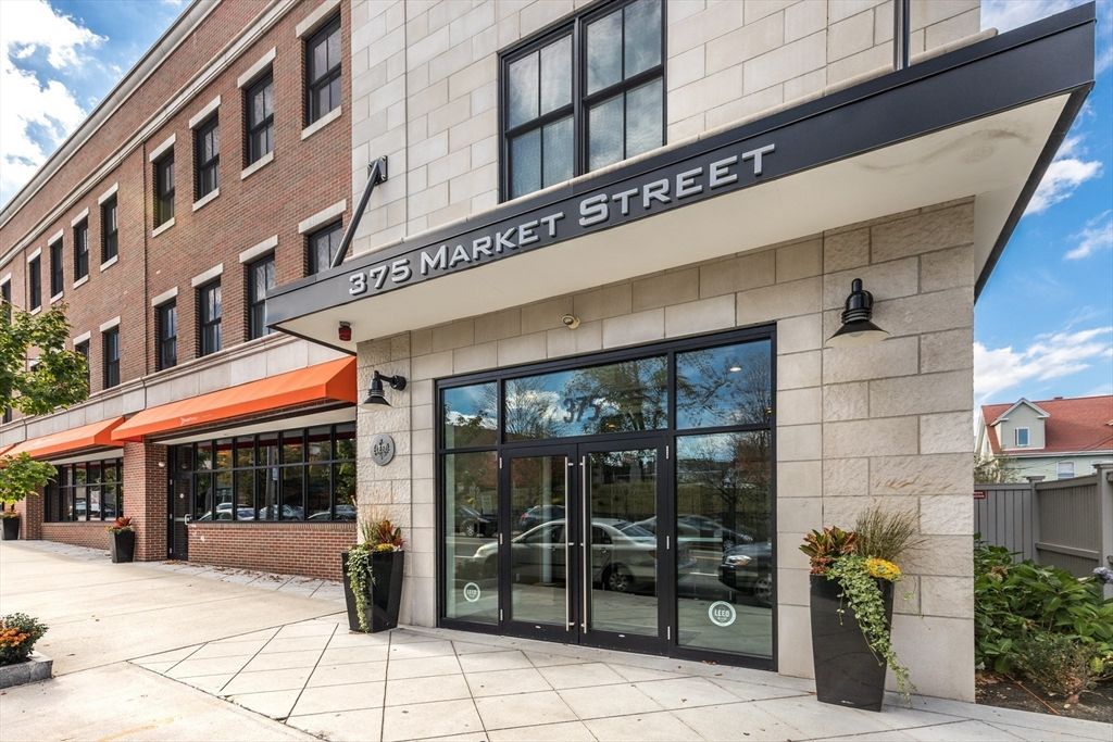 375 Market Street 402, Boston, MA 02135