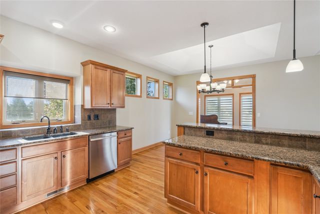 4602 143rd Street, Urbandale, IA 50323