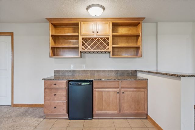 4602 143rd Street, Urbandale, IA 50323