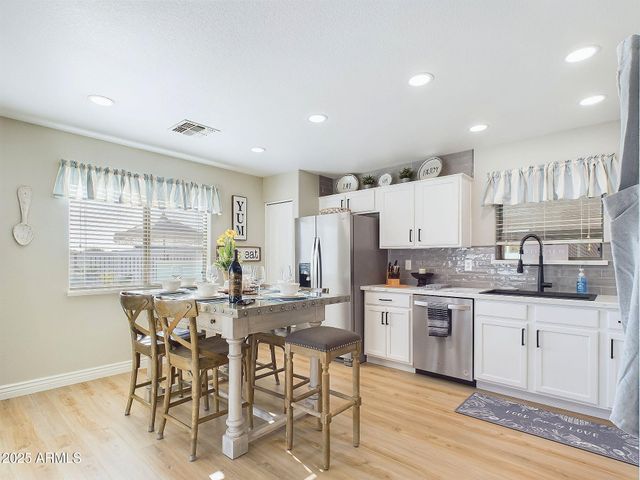 28580 N DOLOMITE Lane, San Tan Valley, AZ 85143
