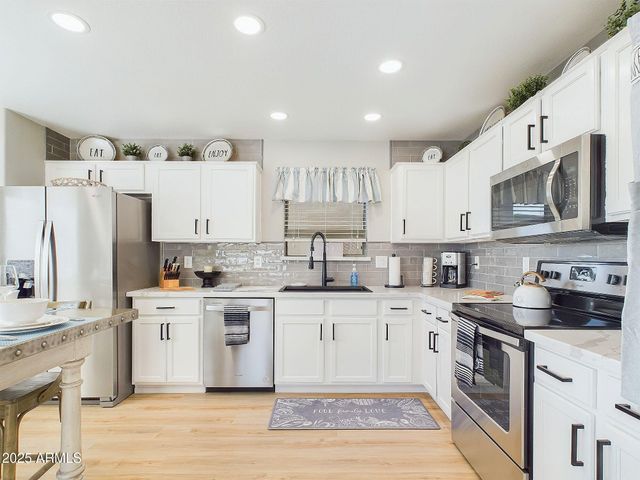 28580 N DOLOMITE Lane, San Tan Valley, AZ 85143
