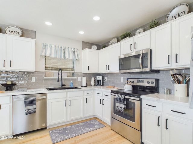 28580 N DOLOMITE Lane, San Tan Valley, AZ 85143