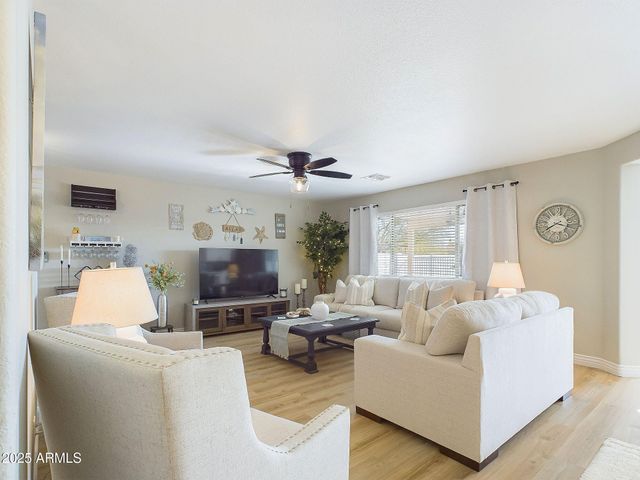 28580 N DOLOMITE Lane, San Tan Valley, AZ 85143