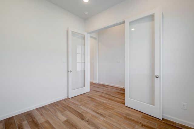 712 Lariat LOOP, Liberty Hill, TX 78642