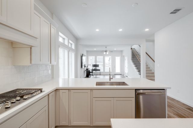 712 Lariat LOOP, Liberty Hill, TX 78642