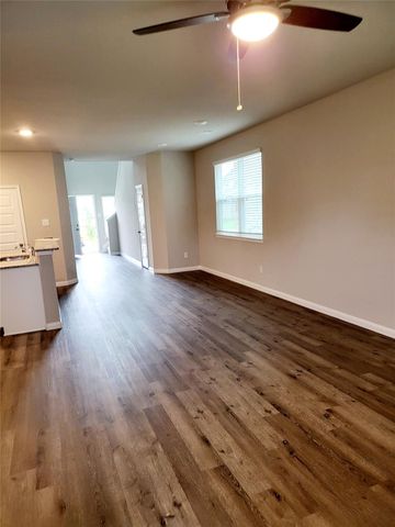 1002 Grand Emperor Drive, Houston, TX 77073