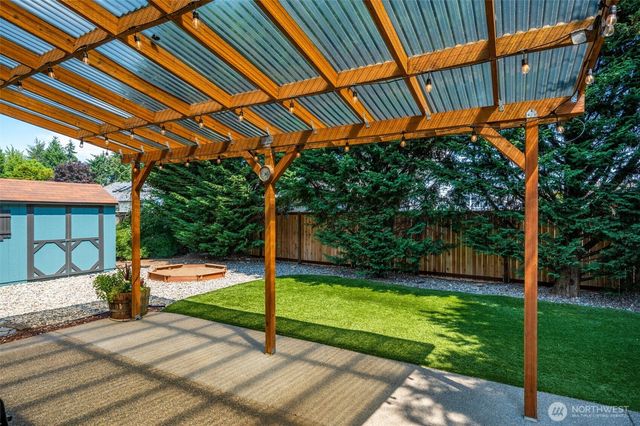18811 103rd Avenue E, Puyallup, WA 98374