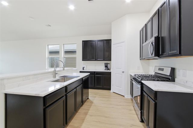 170 Road 51022, Cleveland, TX 77327