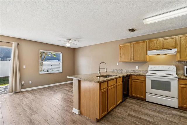 13054 LEXINGTON SUMMIT STREET, Orlando, FL 32828