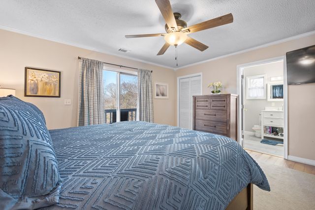 1215 Longwood AVE, Bedford, VA 24523