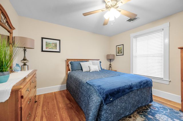 1215 Longwood AVE, Bedford, VA 24523