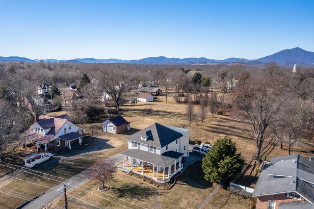 1215 Longwood AVE, Bedford, VA 24523