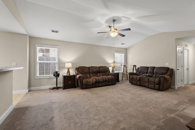 154 Schneider Boulevard, Georgetown, KY 40324