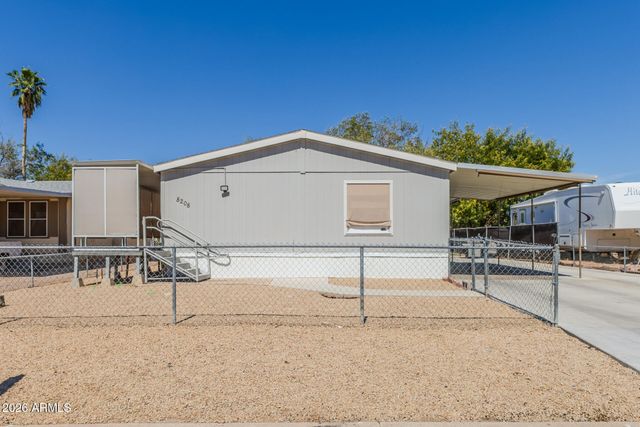 8208 E ALBANY Street, Mesa, AZ 85207