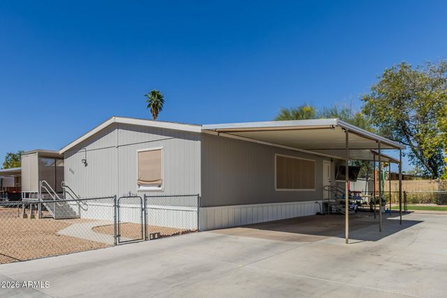8208 E ALBANY Street, Mesa, AZ 85207