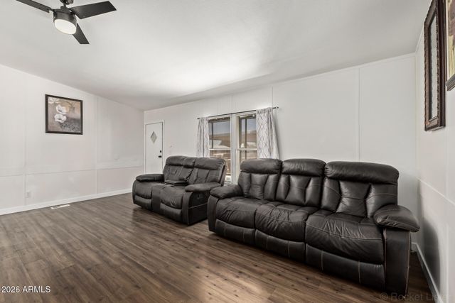 8208 E ALBANY Street, Mesa, AZ 85207