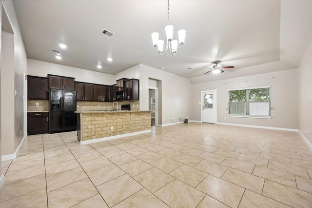 9518 Rich Mountain Drive, Richmond, TX 77469