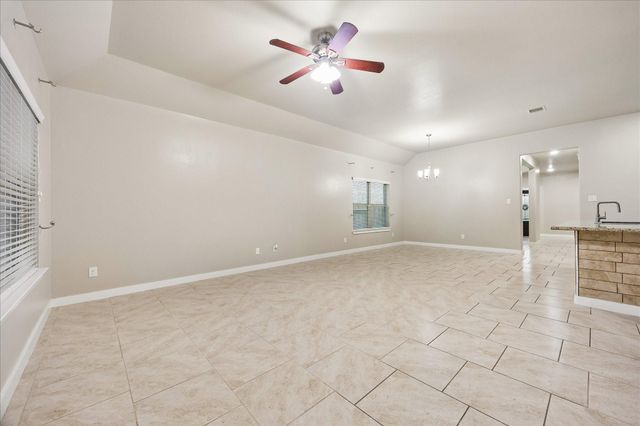 9518 Rich Mountain Drive, Richmond, TX 77469