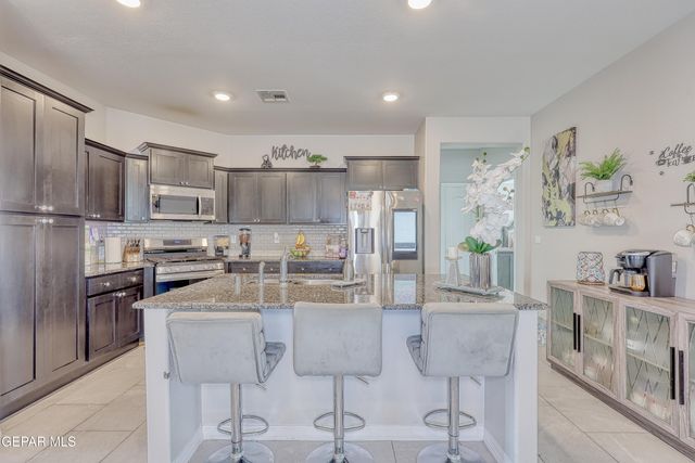 12764 INDIAN CANYON Drive, Horizon City, TX 79928