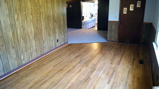 9240 US HIGHWAY 31, Calera, AL 35040