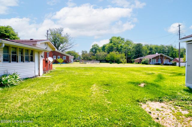 1599 Greenland Park Cir, Shelbyville, KY 40065