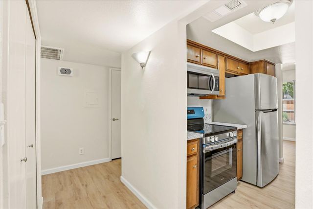 3639 Appleton Way, Stockton, CA 95219