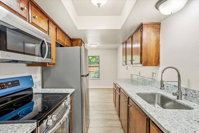 3639 Appleton Way, Stockton, CA 95219