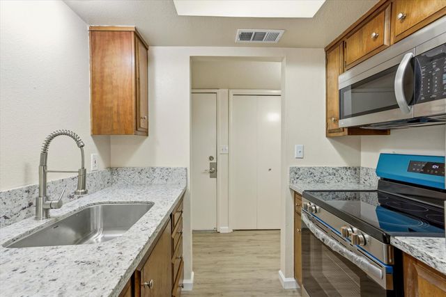 3639 Appleton Way, Stockton, CA 95219