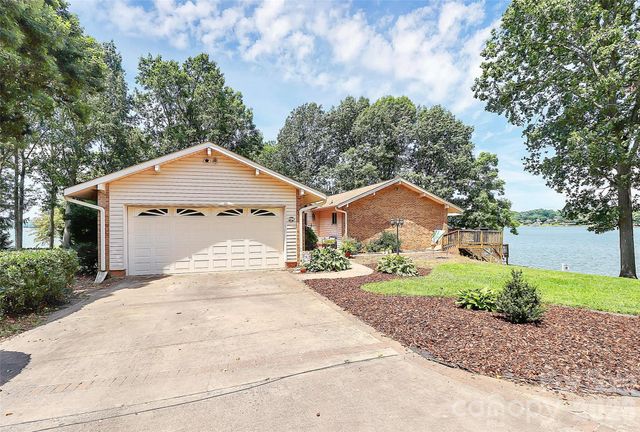160 Quail Hollow Drive, Kings Mountain, NC 28086