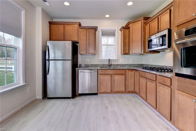 4123 Ashby LN, Williamsburg, VA 23188