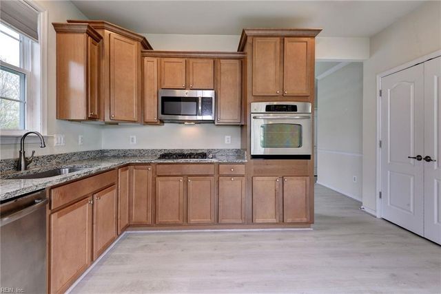 4123 Ashby LN, Williamsburg, VA 23188