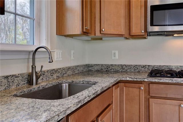 4123 Ashby LN, Williamsburg, VA 23188