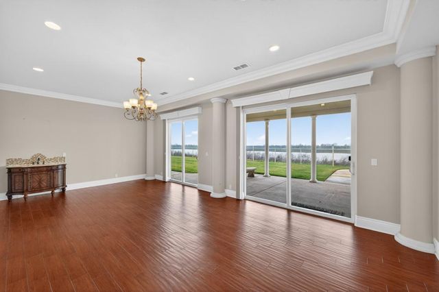 5010 Jefferson Blvd, West Sacramento, CA 95691