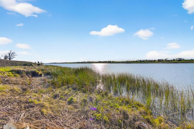 5010 Jefferson Blvd, West Sacramento, CA 95691