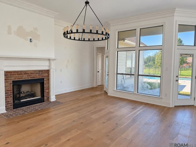 18197 Lake Harbor Ln, Prairieville, LA 70769