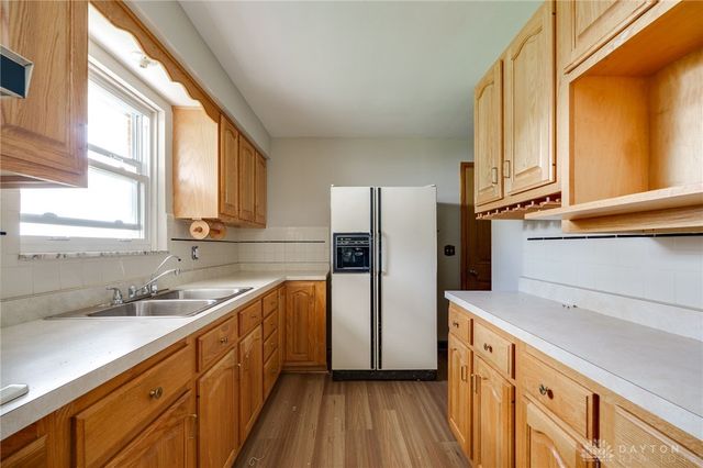 1616 Crest Drive, Springfield, OH 45502