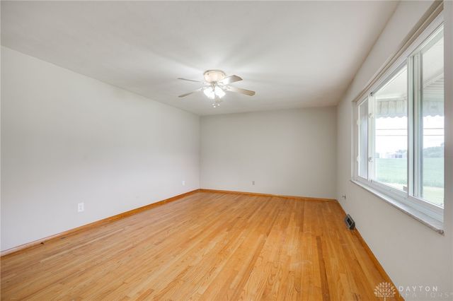 1616 Crest Drive, Springfield, OH 45502