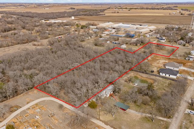 000 N Barron Road, Covington, TX 76636
