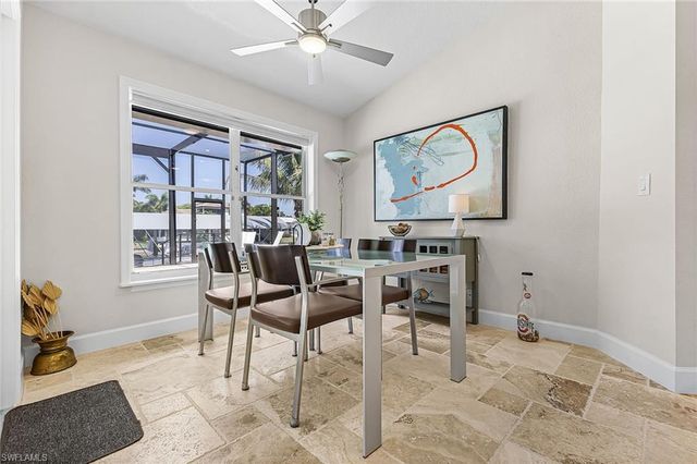 2207 SW 52nd ST, Cape Coral, FL 33914