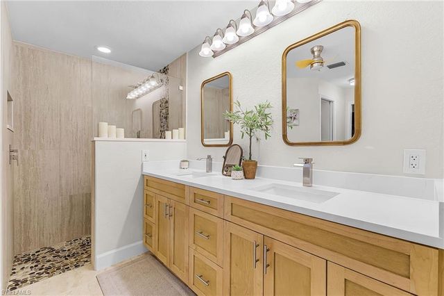 2207 SW 52nd ST, Cape Coral, FL 33914