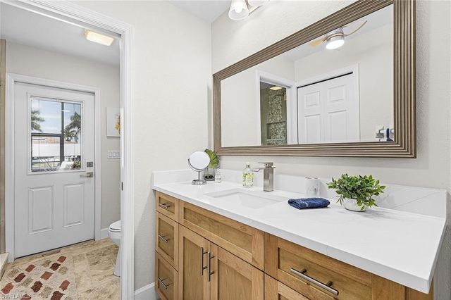 2207 SW 52nd ST, Cape Coral, FL 33914